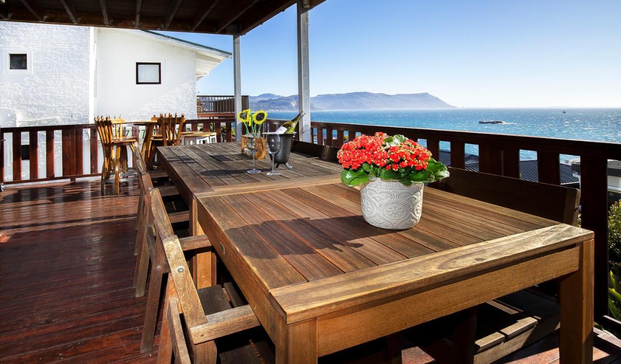 Penguins View Guesthouse Саймонстаун Экстерьер фото